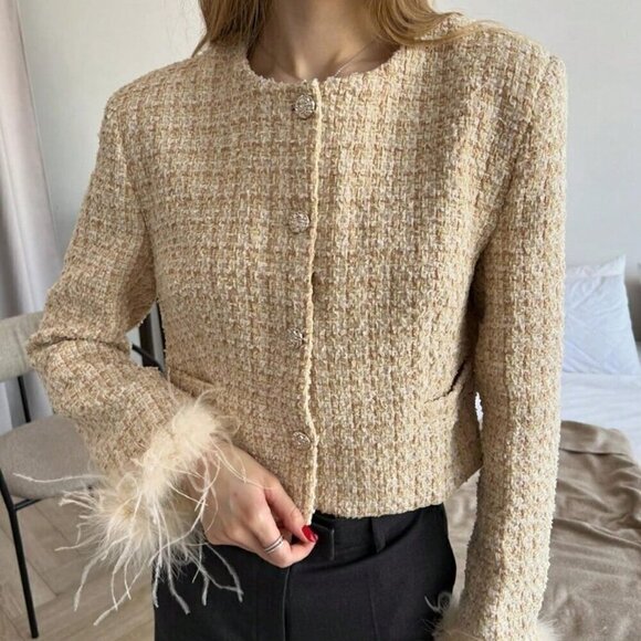 Khaki Elegant Women's Round Neck Button Long Sleeve Tweed Faux Fur Trim Jacket - Picture 1 of 5